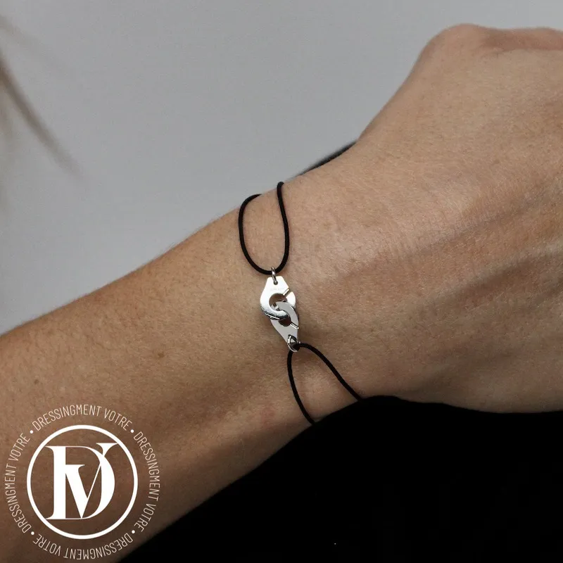 Bracelet Menottes R8 en or blanc – Dinh Van