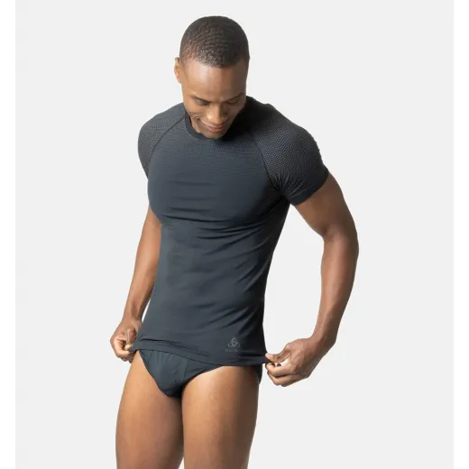 T-shirt baselayer performance light black